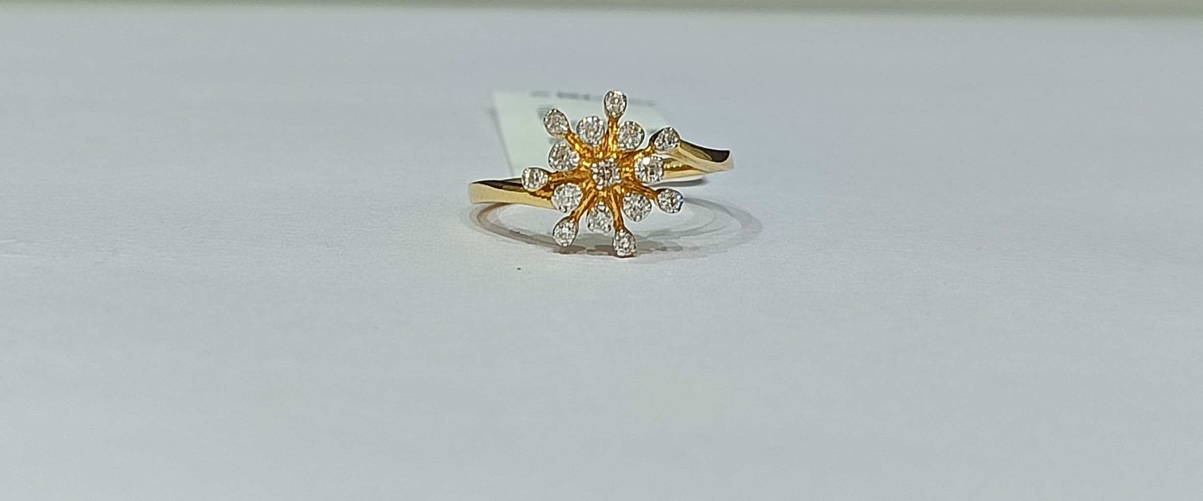 Ladies Ring